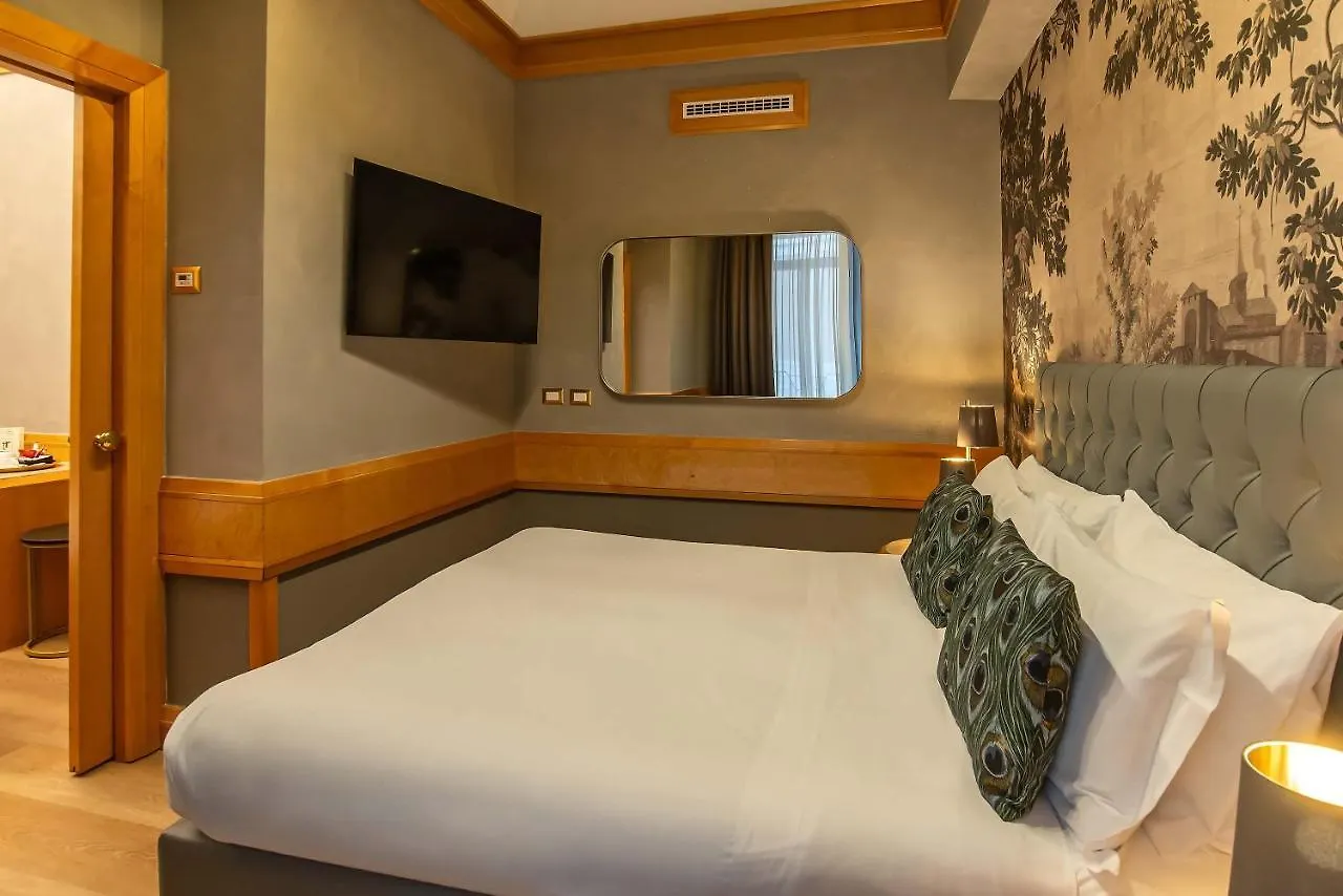 Hotel White Rome Italy