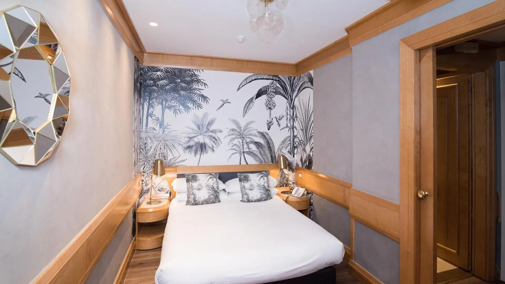 Hotel White Rome